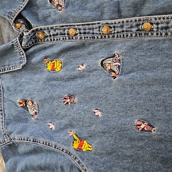 Vintage Disney Winnie-the-Pooh & Friends Embroidered Chambray Shirt Size… - Picture 6 of 16